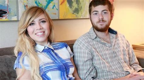 jennette mccurdy hawaii boyfriend|Jennette McCurdy Reveals Relationship Status: Who。